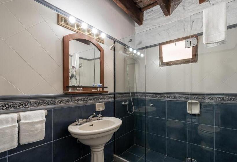 Quarto Superior, Posada Manuel Lobo