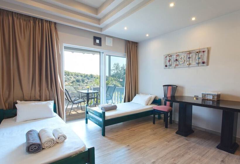اتاق لوکس چهار تخته, Sunny Place Resort