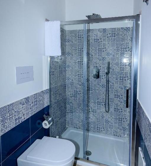 غرفة ديلوكس مطلّة علي البحر مزوَّدة بشُرفة, Antica Dimora Palinuro