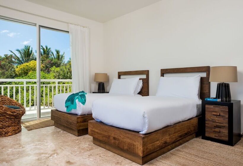 2 Bedrooms Suite Sea View, Sailrock South Caicos   Island Hop Flight Included