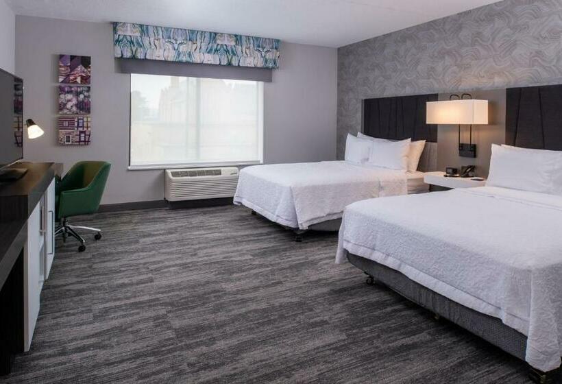 Номер Стандарт Адаптированный для Инвалидов, Hampton Inn & Suites Winstonsalem Downtown