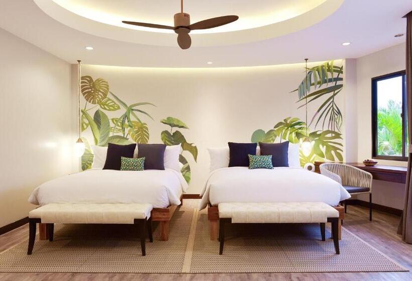 اتاق لوکس با چشم‌انداز باغ, Tungtong Beach Villas