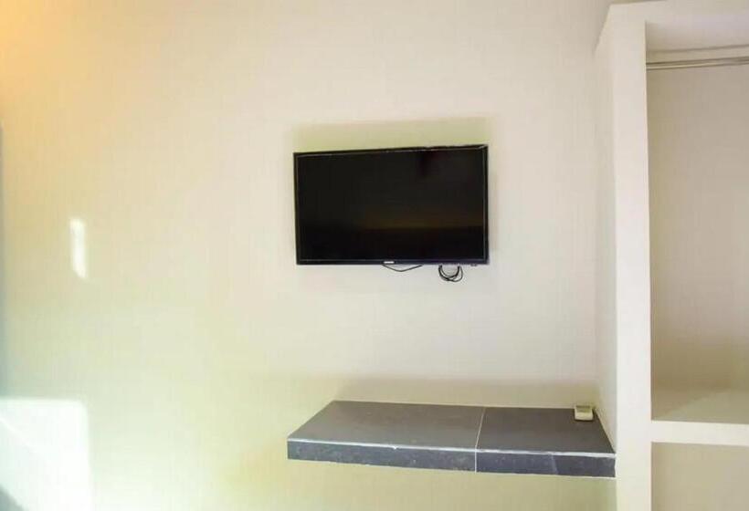 Номер Стандарт, Reddoorz Near Mangga Dua Square
