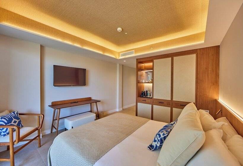 חדר סטנדרט יחיד, Universal Grand Leon & Spa