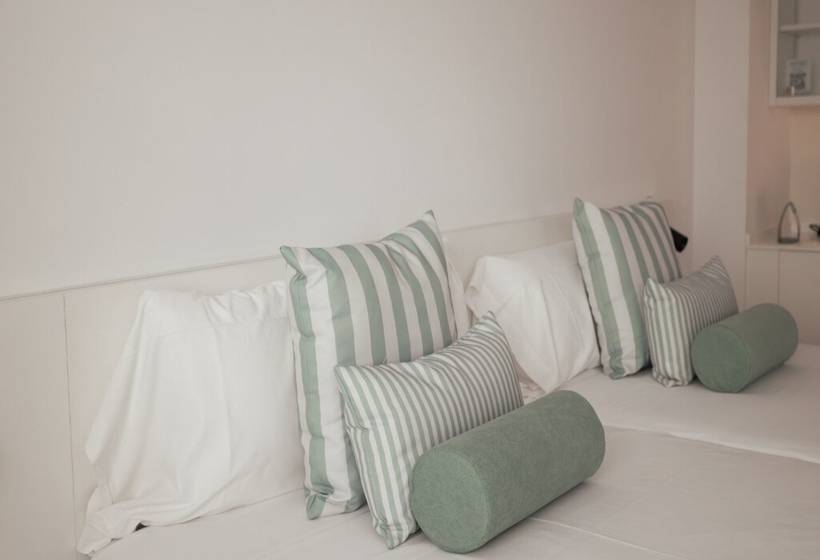 Quarto Basic, Villa España