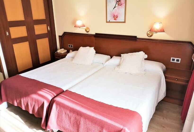 اتاق استاندارد, Y Casona El Carmen