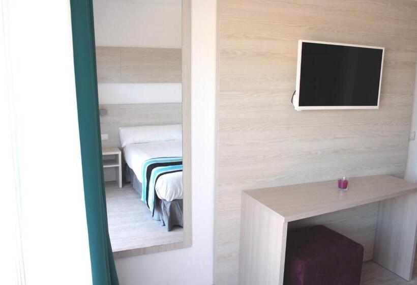 컴포트 트리플 룸, Welikehotel Fenix