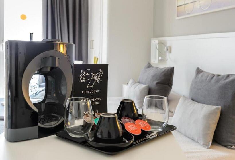غرفة سوبيريور مطلّة علي البحر, Cenit & Apts. Sol Y Viento