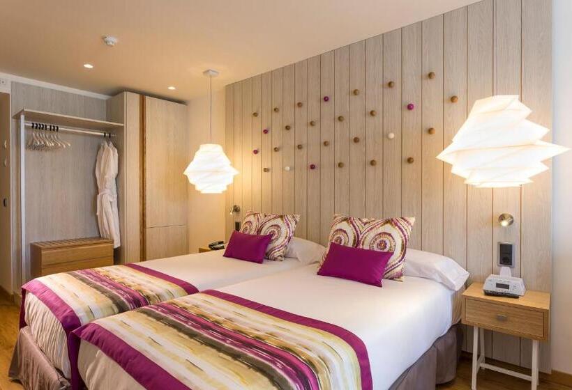 اتاق استاندارد تودرتو, Grand Palladium White Island Resort & Spa