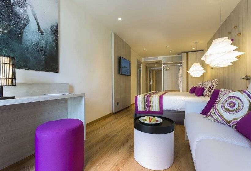 quarto Superior Comunicado, Grand Palladium White Island Resort & Spa