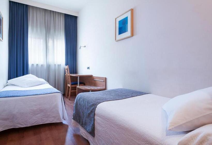 Четырехместный Номер Стандарт, Acta Antibes