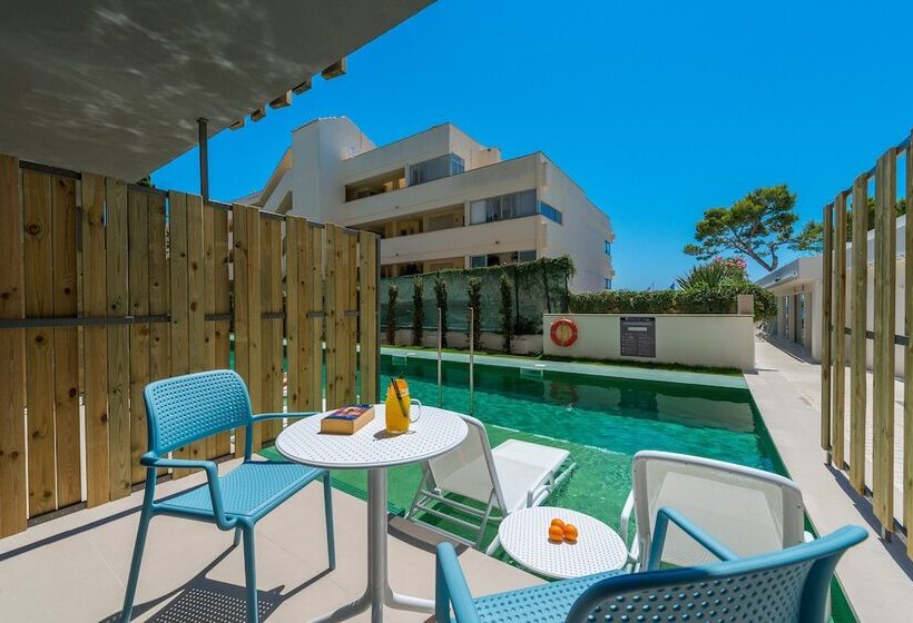 Standard swim-up room, Fergus Style Palmanova - Adults Only