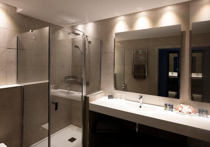 Номер Стандарт, Hg City Suites Barcelona