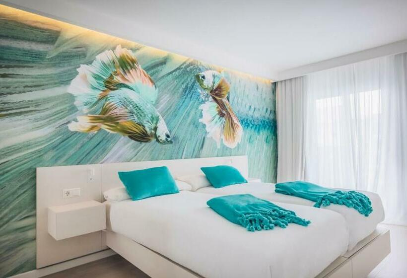 Семейный Номер Вид на Бассейн, Iberostar Waves Alcudia Park