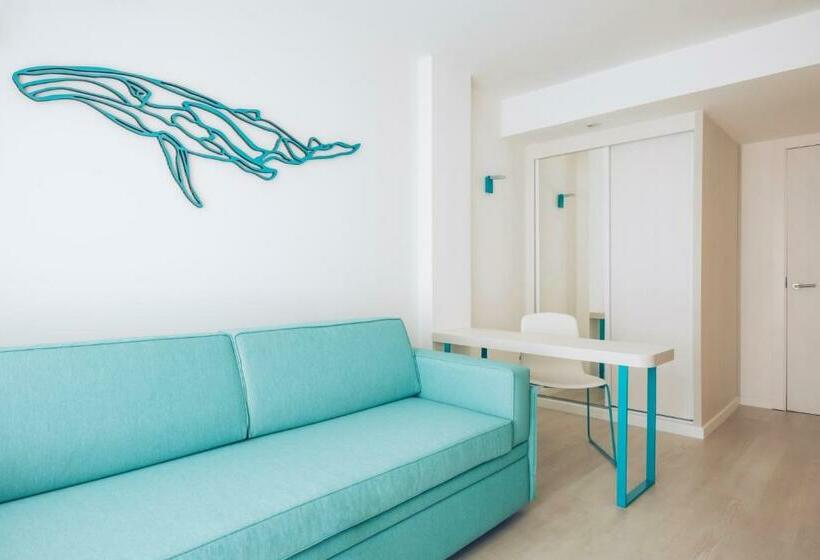 Семейный Номер Вид на Бассейн, Iberostar Waves Alcudia Park