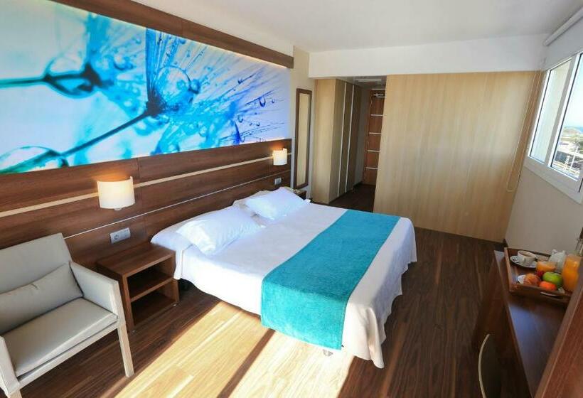 Трехместный Номер Стандарт с Видом, Kaktus Hotel Volga   Adults Recommended