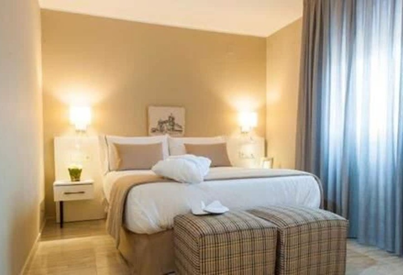 Полулюкс для Инвалидов, New Hotel Colon