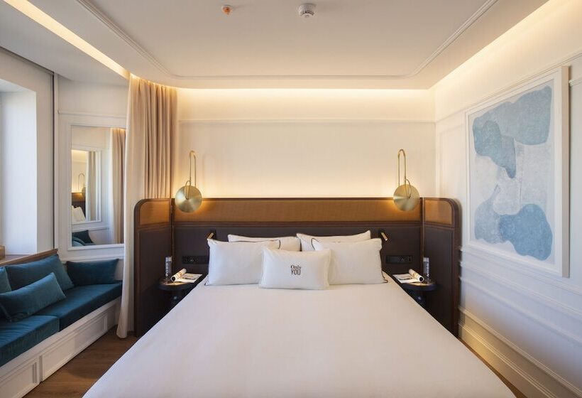 غرفة بريميوم, Only You Hotel Valencia