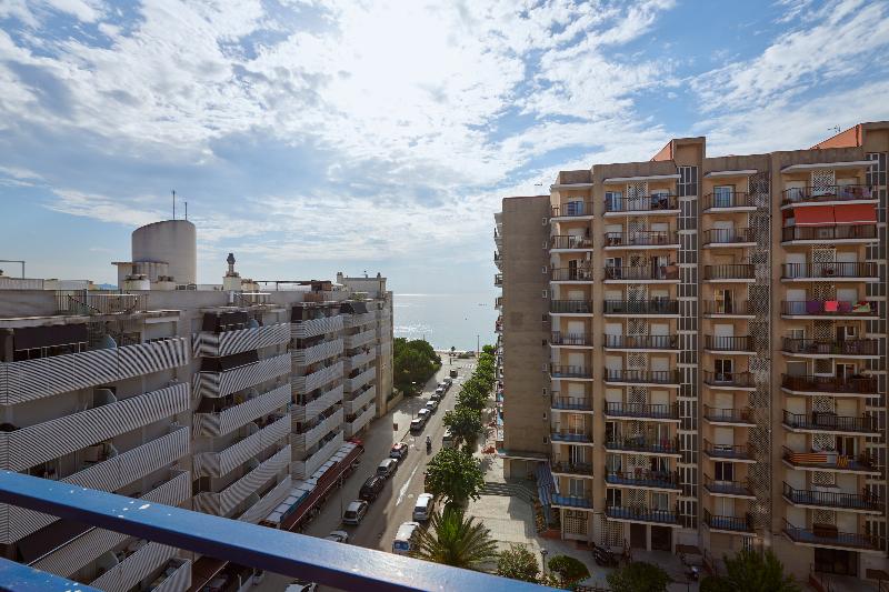 غرفة قياسية رباعية مطلة على البحر, Checkin Blanes