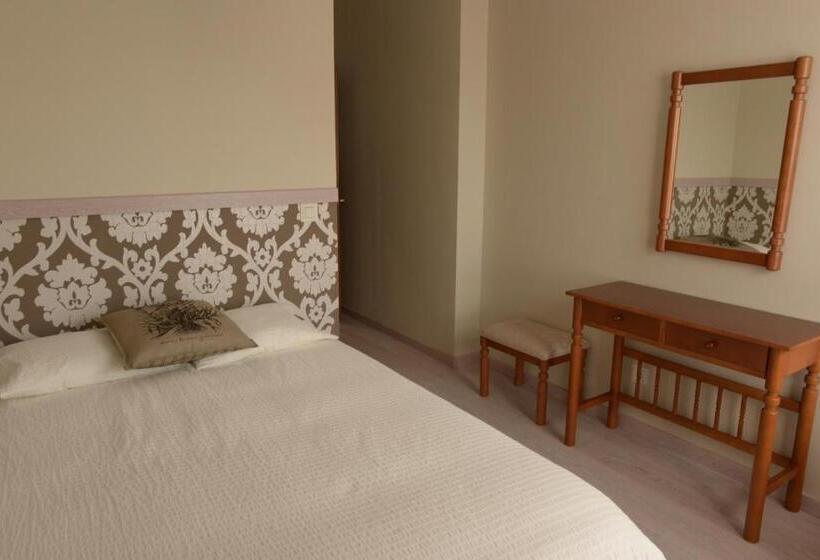اتاق استاندارد یک نفره, Rural En Escalante Las Solanas
