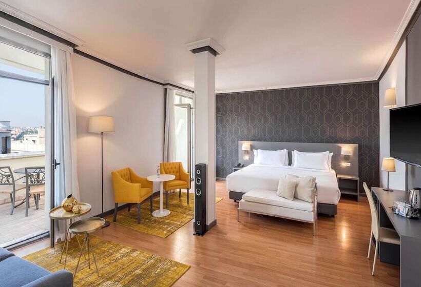 Quarto Premium, Madrid Plaza De España, Affiliated By Meliá