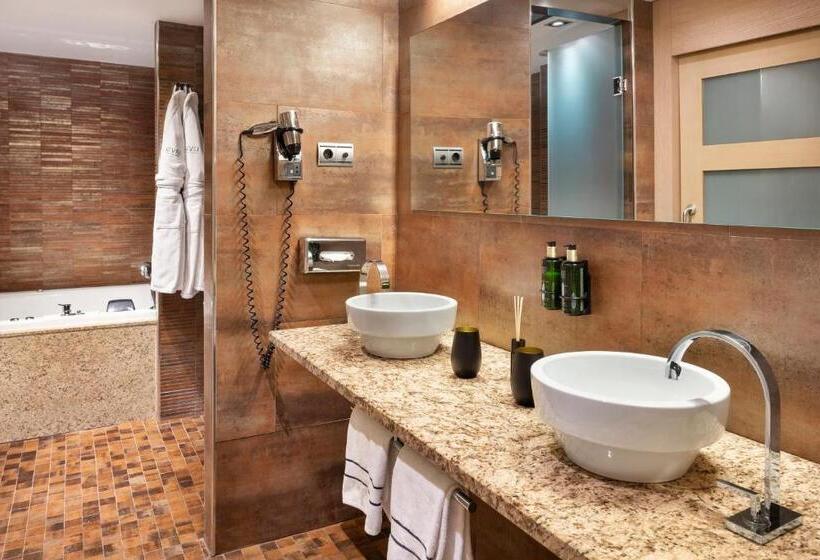 سوییت, Melia Madrid Princesa