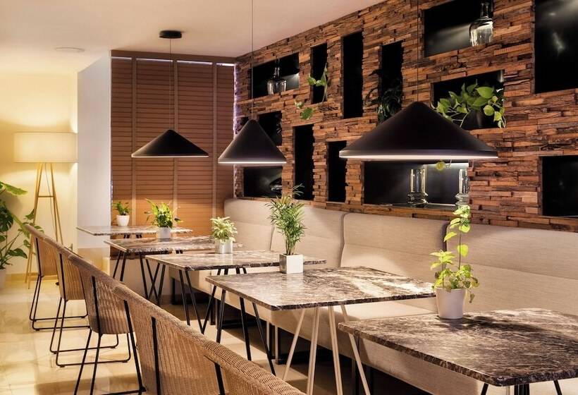 سوئیت پرزیدنت, Melia Madrid Princesa