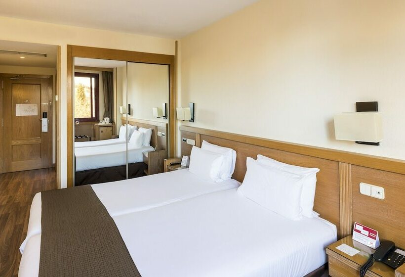 اتاق استاندارد, Rafaelhoteles Piramides