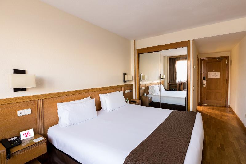 اتاق استاندارد, Rafaelhoteles Piramides