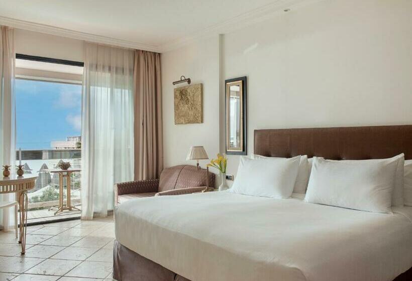 オーシャンビューのプレミアムルーム。, Don Pepe Gran Melia