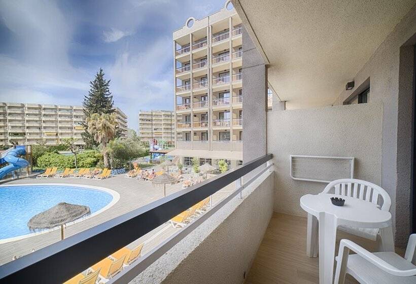 Quarto Quádruplo Estandar, Ohtels Belvedere