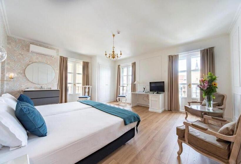 带观景的高级间, Infanta Isabel By Recordis Hotels