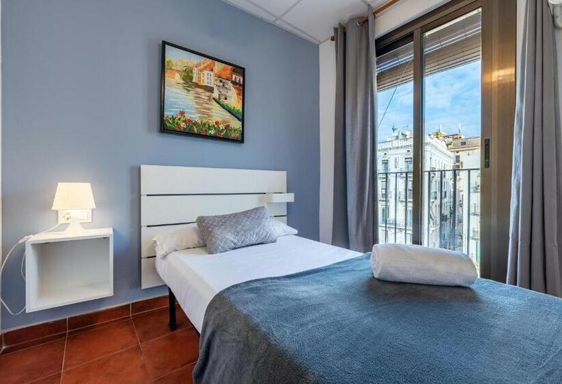 Quarto Estandar Individual com Sacada, Forum Tarragona