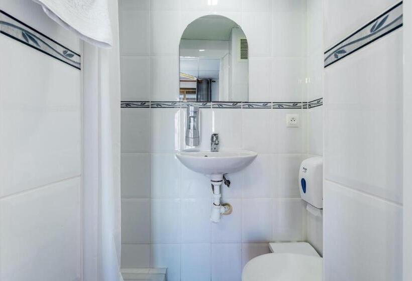 Quarto Estandar Individual com Sacada, Forum Tarragona