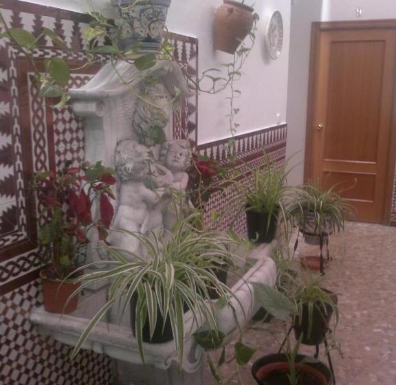 Номер Стандарт Трехместный, Hostal Los Dos Naranjos