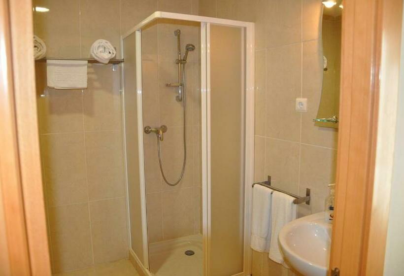 اتاق استاندارد, Hostal Ruiz
