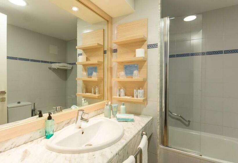 Quarto Estandar, Monterrey Roses By Pierre & Vacances