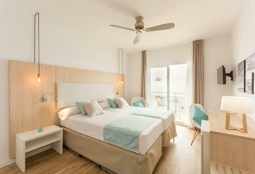 Quarto Estandar Vista Mar, Monterrey Roses By Pierre & Vacances