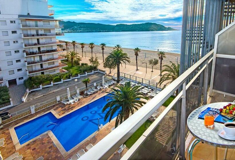 Quarto Estandar Vista Piscina, Monterrey Roses By Pierre & Vacances