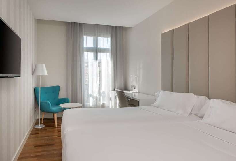 Habitación Estándar, NH Madrid Nacional