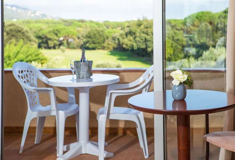 Номер Стандарт Вид на Бассейн, Rvhotels Golf Costa Brava