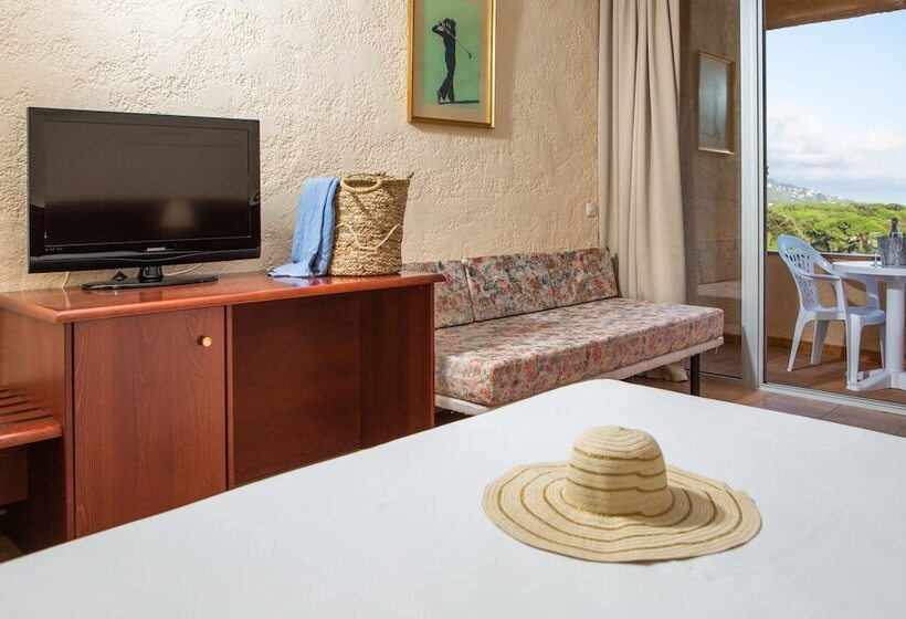 Номер Стандарт Вид на Бассейн, Rvhotels Golf Costa Brava
