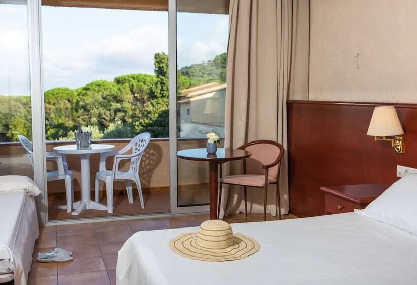 Quarto Estandar Vista Piscina, Rvhotels Golf Costa Brava
