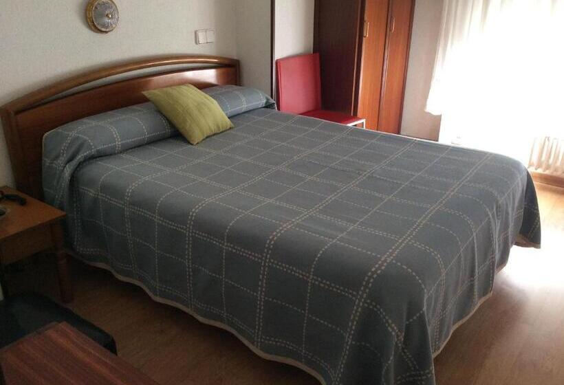 标准间, Hostal Liebana