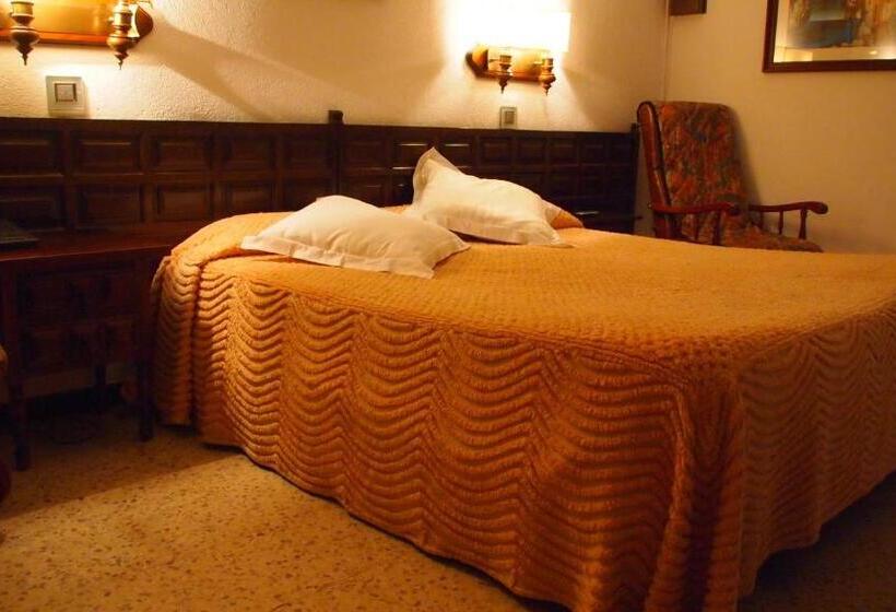 اتاق استاندارد با بالکن, Hostal Miryam