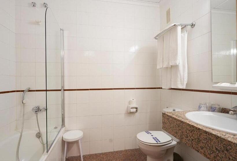 Quarto Clássico, Anna