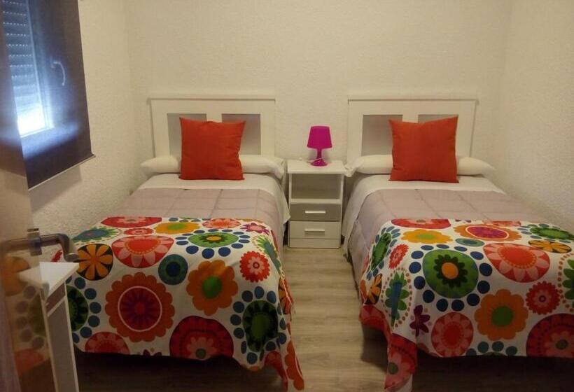 اتاق استاندارد, Hostal Los Gabrieles