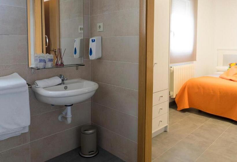 اتاق استاندارد, Hostal Los Gabrieles
