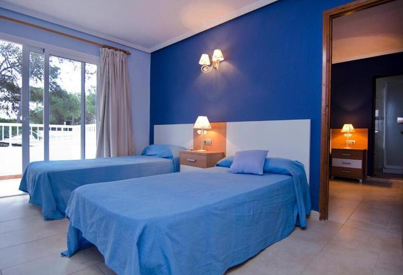 スタンダード４人部屋, Hostal Cala Boix