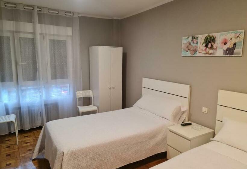 스탠다드 룸, Hostal Fidalgo